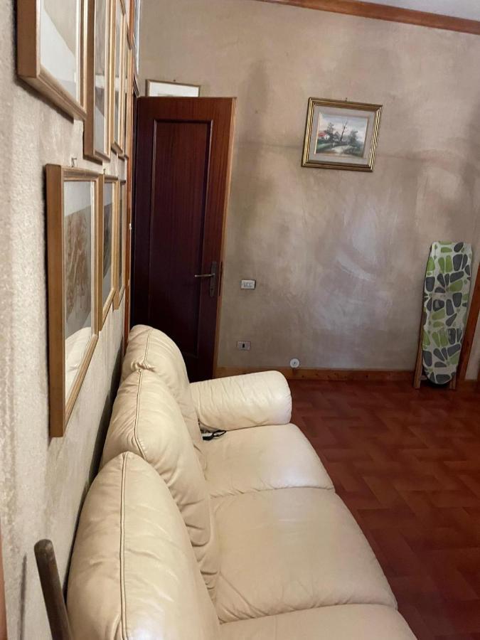 Casa Degli Zii Appartamento Letizia Luni Zewnętrze zdjęcie