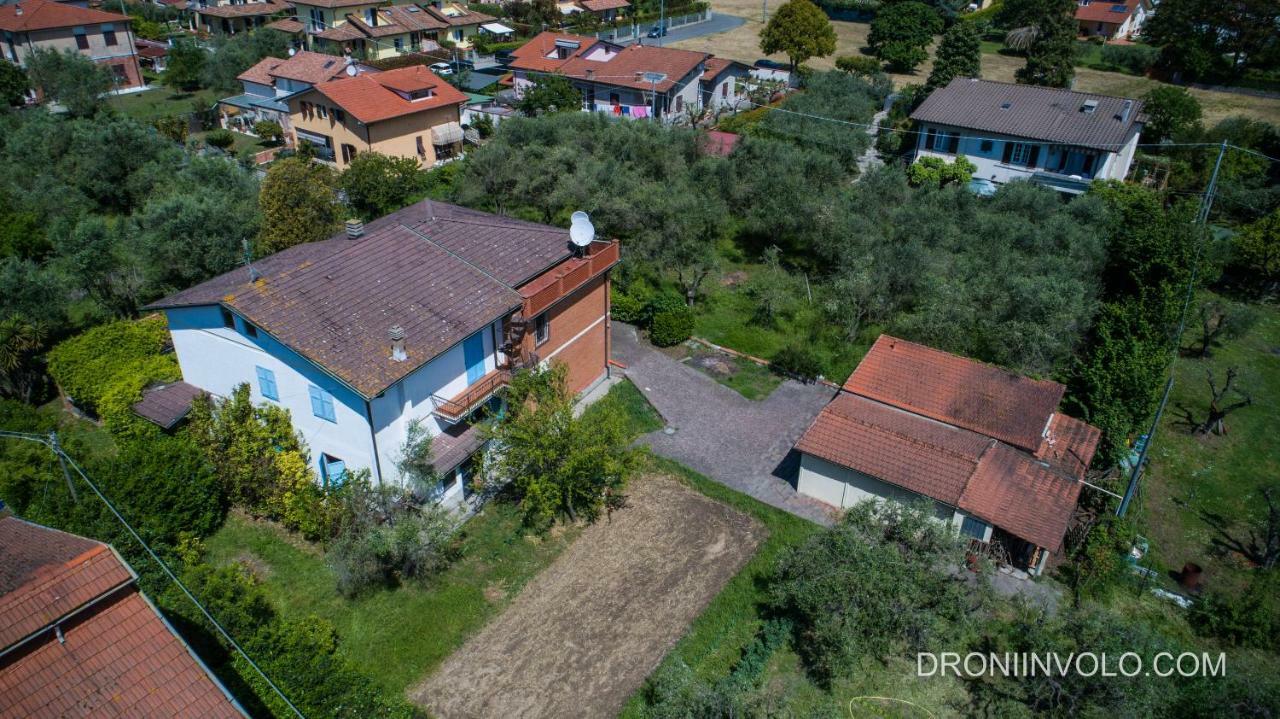 Casa Degli Zii Appartamento Letizia Luni Zewnętrze zdjęcie