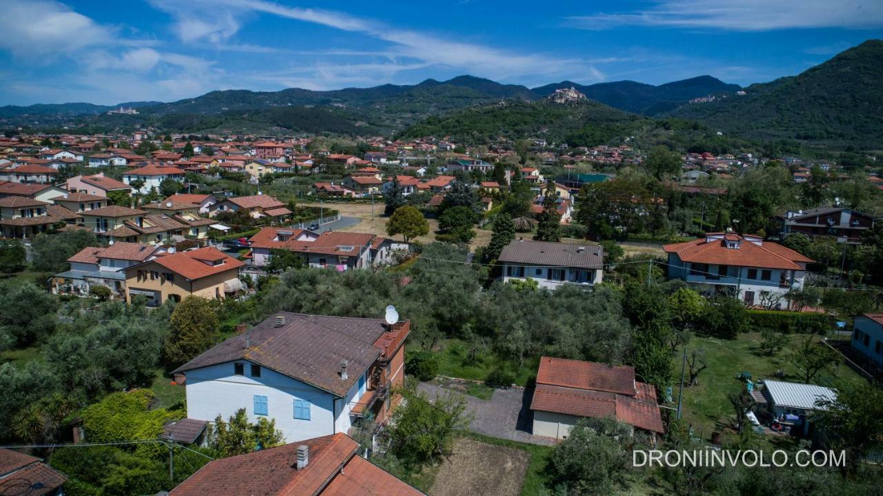 Casa Degli Zii Appartamento Letizia Luni Zewnętrze zdjęcie