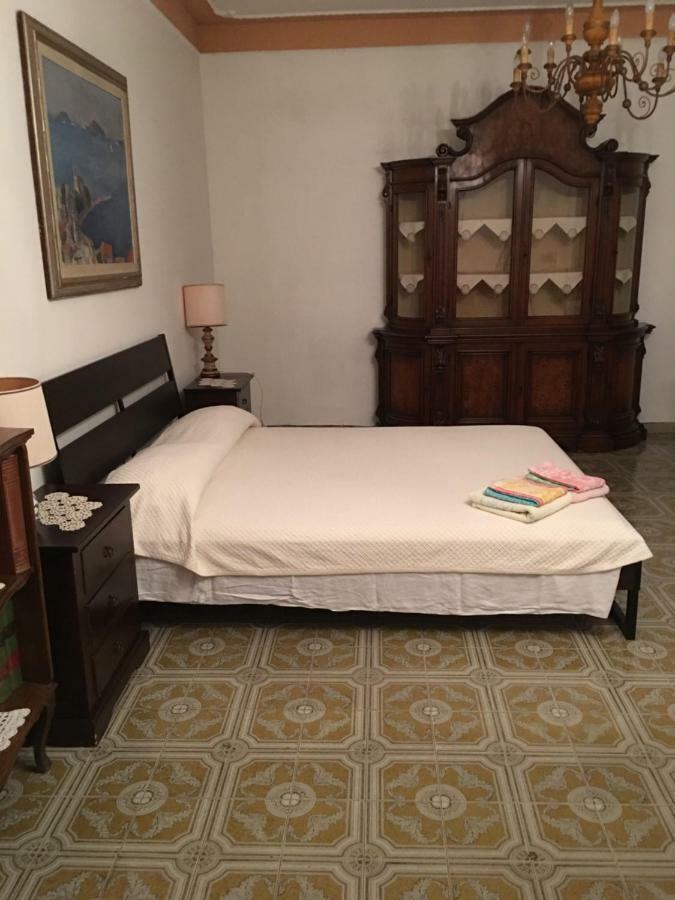 Casa Degli Zii Appartamento Letizia Luni Zewnętrze zdjęcie