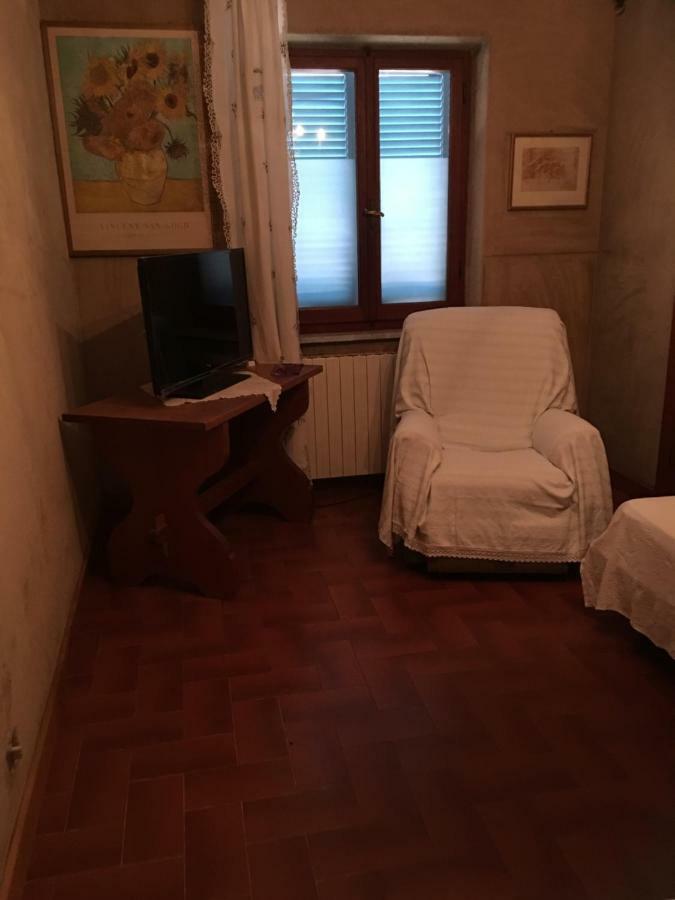 Casa Degli Zii Appartamento Letizia Luni Zewnętrze zdjęcie