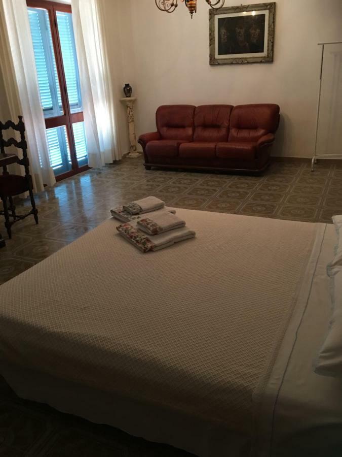 Casa Degli Zii Appartamento Letizia Luni Zewnętrze zdjęcie