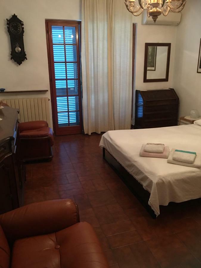 Casa Degli Zii Appartamento Letizia Luni Zewnętrze zdjęcie