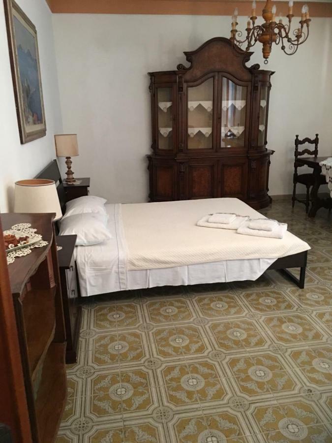 Casa Degli Zii Appartamento Letizia Luni Zewnętrze zdjęcie